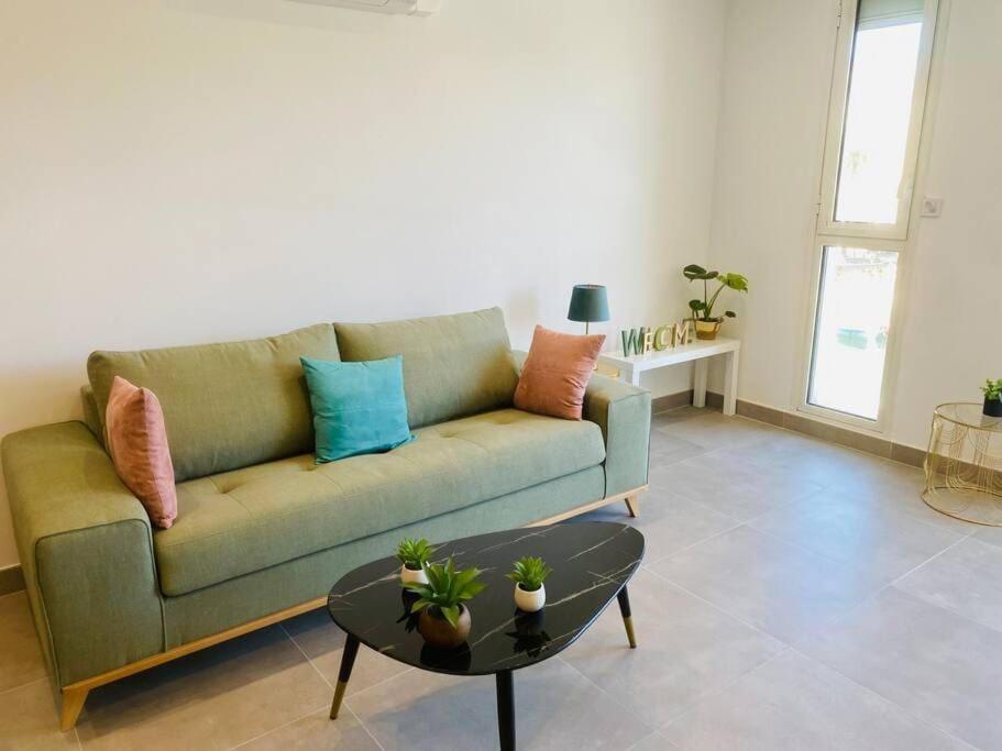 "Royal" Magnifique Appartement Avec Vue Sur Le Cadre Royal 세테 외부 사진